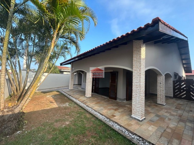 Maravilhosa Casa com Piscina
