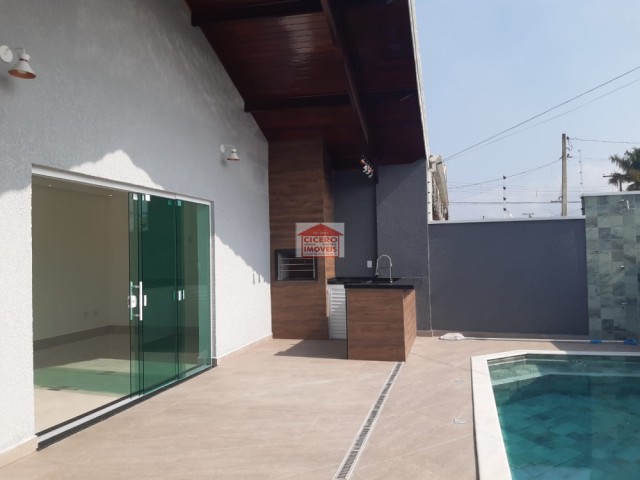 CASA COM PISCINA + EDÍCULA